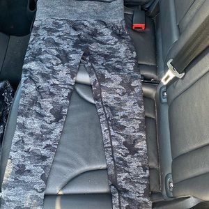 Gymshark Womens Camo leggings